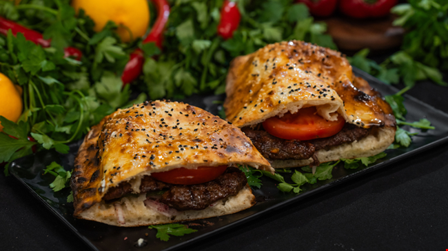 Ekmek Arası Izgara Köfte